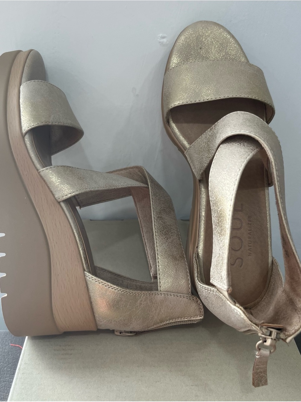 SOUL Naturalizer Metallic Gold Wedge Sandals